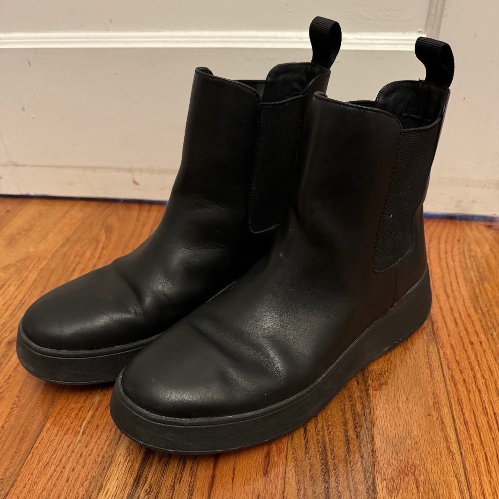 Fitflop F-Mode Platform Boots Size 8.5